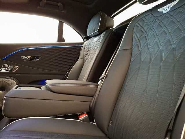 9:Bentley Flying Spur Azure V8, Limousine, Moonbeam, Bentley Luxembourg