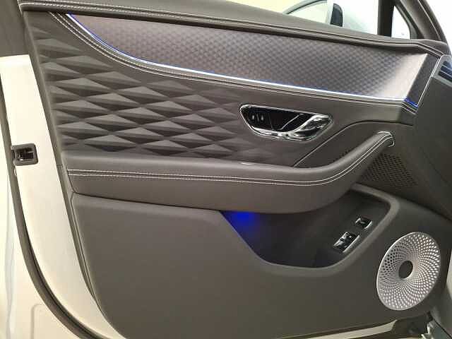 8:Bentley Flying Spur Azure V8, Limousine, Moonbeam, Bentley Luxembourg